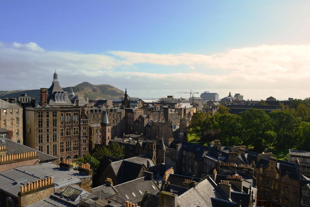 Royal Mile Elegance - Space & Luxury Apartment Edinburgh Exterior photo